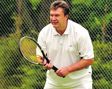 Януковича записали в топ-10 теннисистов Украины