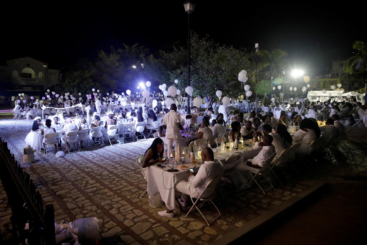 Ужин в белом на Гаити: Haiti's Diner En Blanc 2019