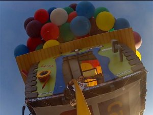 Американец перелетит Атлантику на воздушных шарах: опубликовано видео старта