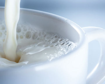 В Китае 180 школьников отравились молоком