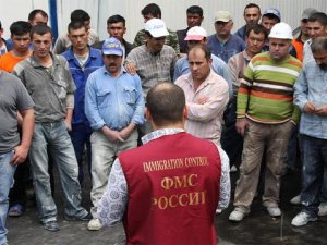 Россия хочет пускать на заработки только богатых мигрантов