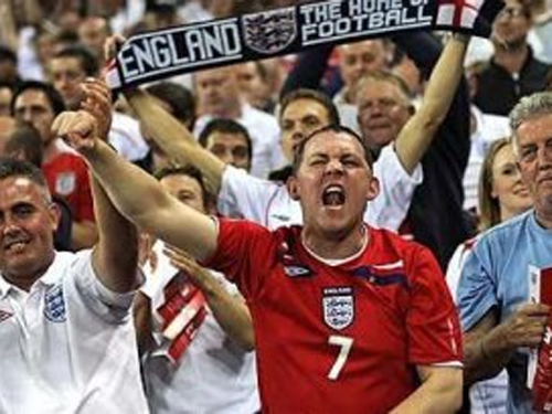 Английская футбольная ассоциация запретила болельщикам использовать слово "жид"