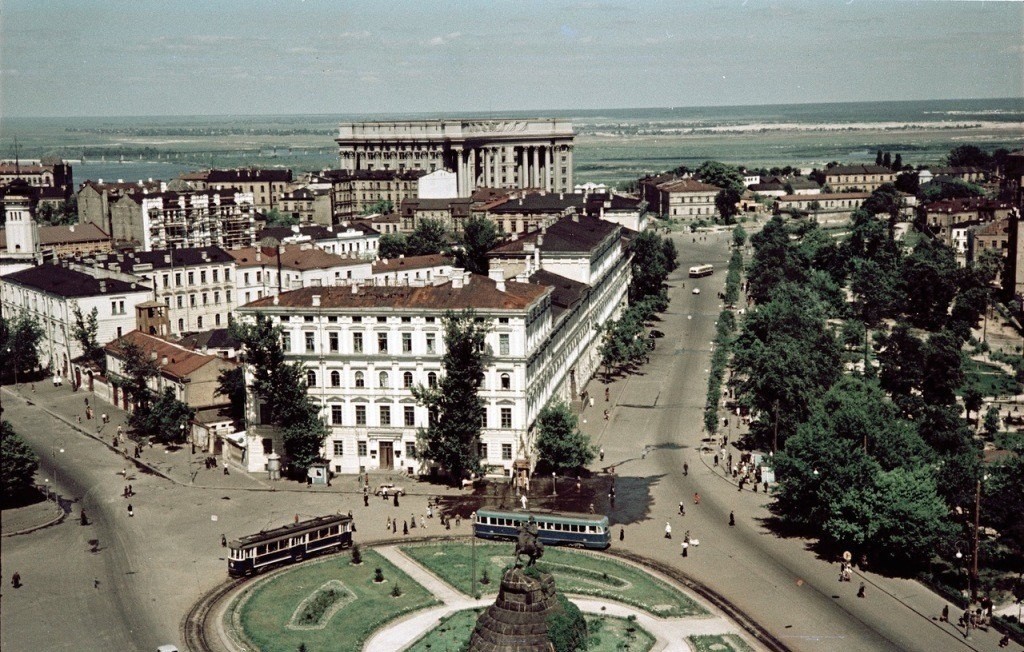 Реальная жизнь без прикрас. Уникальные ретрофото Киева 1950-х годов. ФОТО