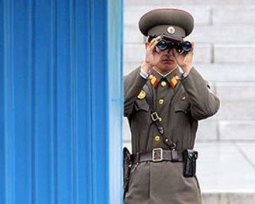 Южнокорейские пограничники застрелили мужчину, бежавшего в КНДР