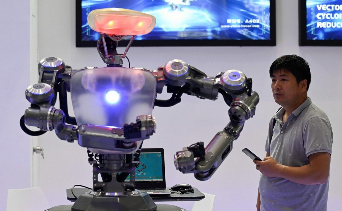 Работы и технологии робот. Китайские роботы. Робототехника в Китае. Разработки роботов в Китае. Роботы нового поколения.