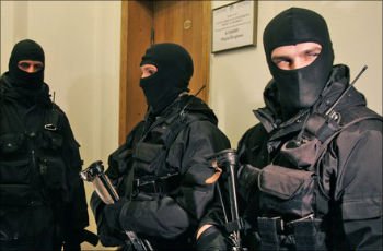 В центральном офисе "Укрсоцбанка" проводит обыск донецкий УБЭП