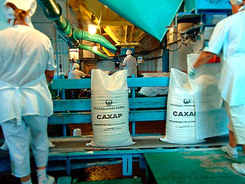 Производство сахара на заводах Украины упало в 2,5 раза 