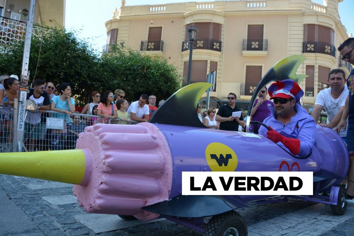 Гонки на безумных автомобилях Los Dormis прошли в Испании