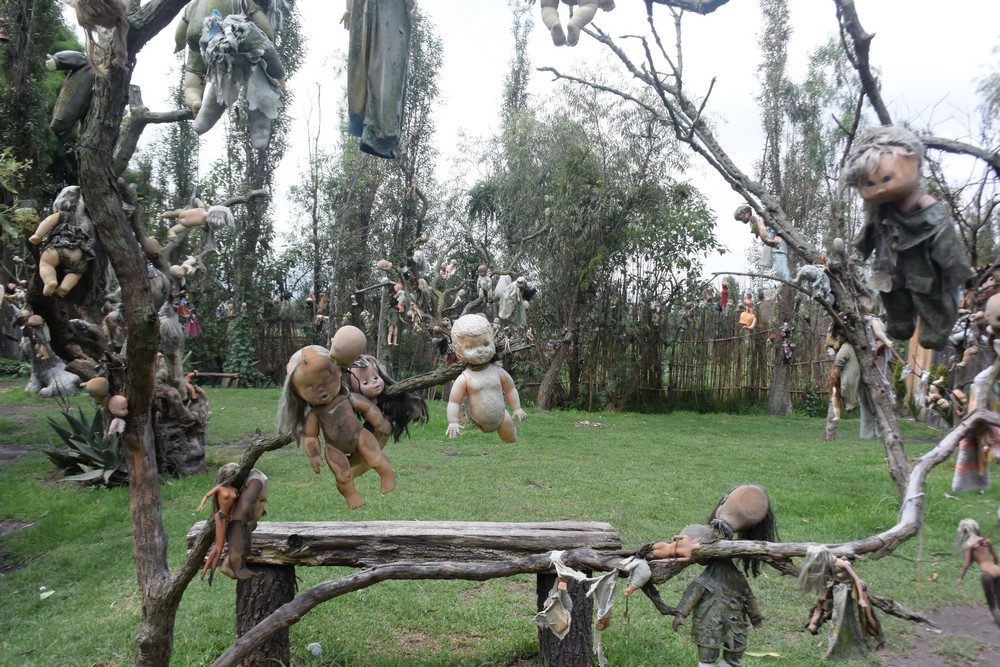 Жуткий мексиканский остров кукол, где слышатся крики утопленников