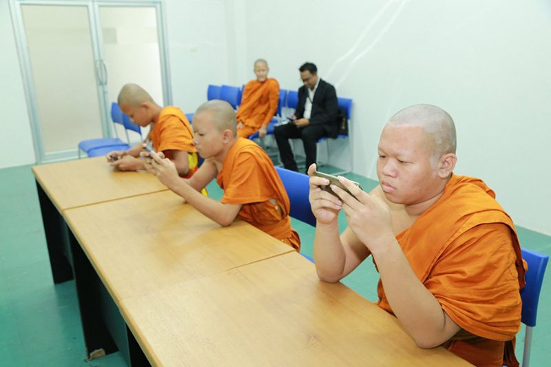 Буддийские монахи выиграли турнир по киберспорту