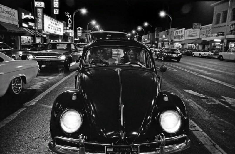 Молодежная и автомобильная культура Америки 1970-х годов от Рика МакКлоски