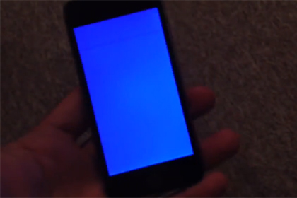 Владельцы iPhone 5s увидели «синий экран смерти»