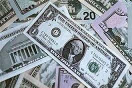 Украинцы пополнили свои валютные запасы на 680 млн долларов