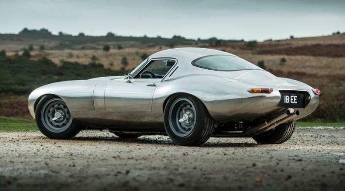 Несколько попыток возродить классический Jaguar E-Type