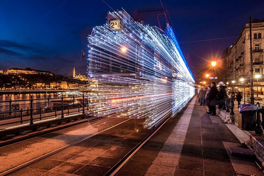 Сказочные трамваи ночного Будапешта. ФОТО