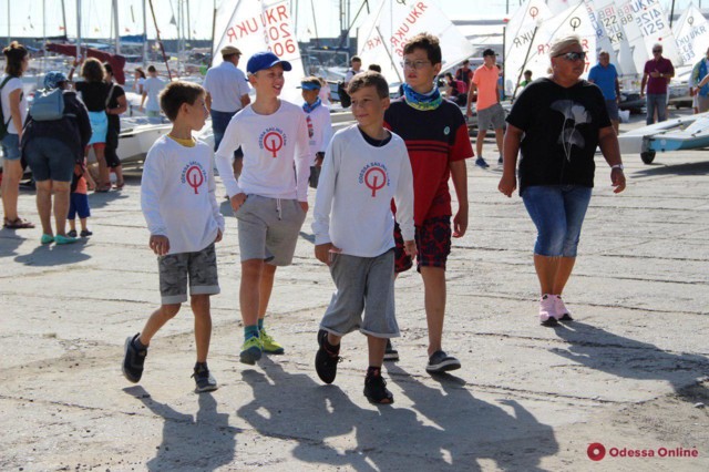В Одессе собрались 150 юных яхтсменов: появились яркие кадры. ФОТО