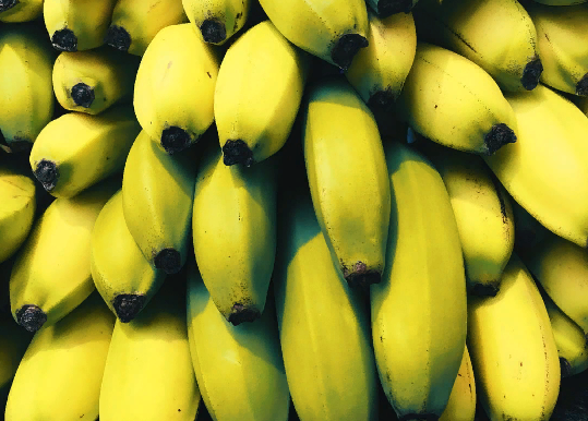 Эксперт объяснил, почему есть бананы на завтрак не рекомендуется