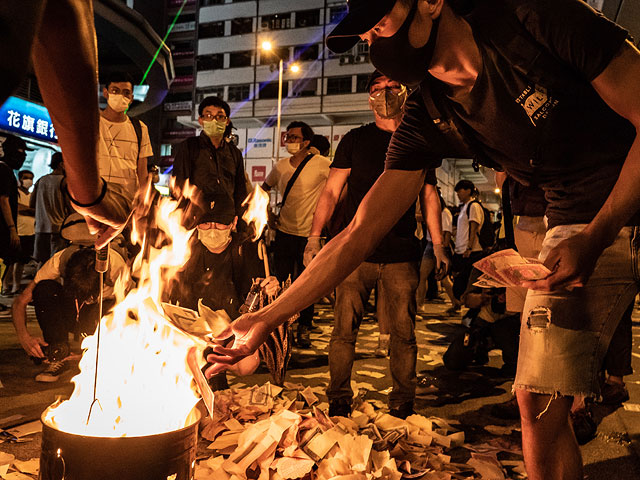 Массовые протесты в Гонконге в свежих снимках. ФОТО