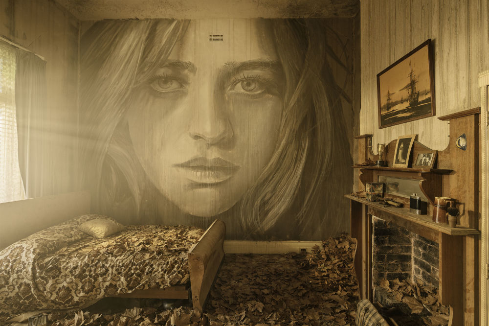 Художник создает невероятные работы на стенах заброшенных зданий. ФОТО