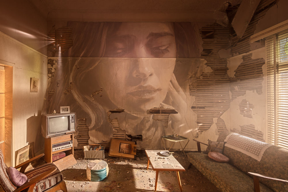 Художник создает невероятные работы на стенах заброшенных зданий. ФОТО