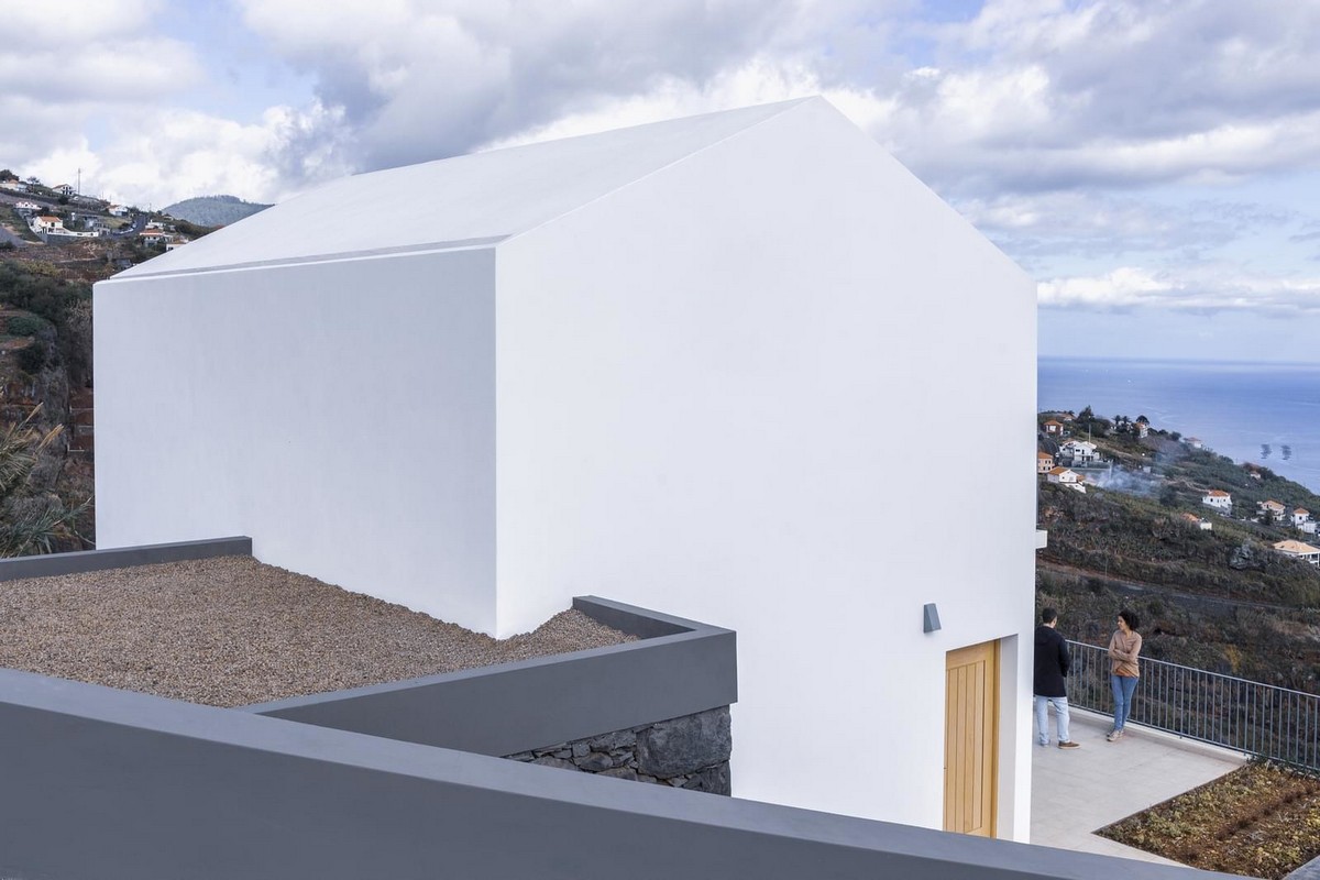 Белый дом на острове Мадейра