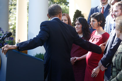 Обама пришел на помощь почувствовавшей себя плохо беременной женщине