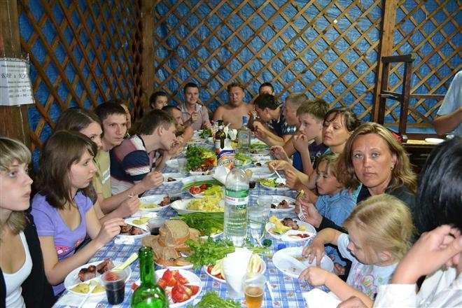 Целое село на Прикарпатье бросило пить