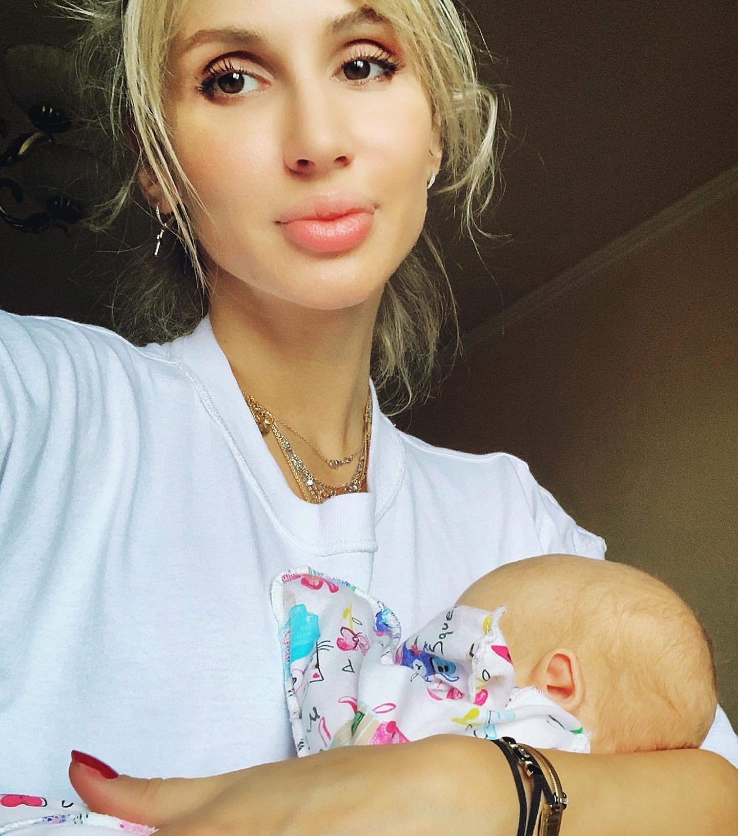 Светлана Лобода заинтриговала снимком с младенцем. ФОТО