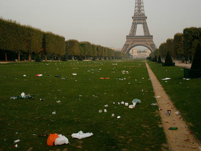 Чем туристов разочаровывает Париж