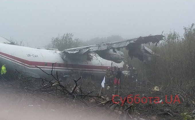 На борту разбившегося под Львовом самолета был уроженец Запорожья. ВИДЕО