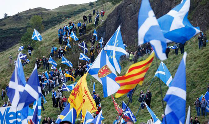 В Шотландии прошел марш за независимость. ФОТО