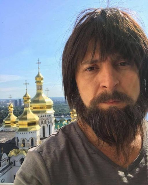 В сети высмеяли неизвестное ранее фото Зеленского с бородой. ФОТО