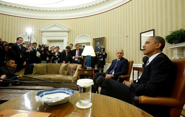 Associated Press упрекает Обаму в нежелании фотографироваться в Овальном кабинете