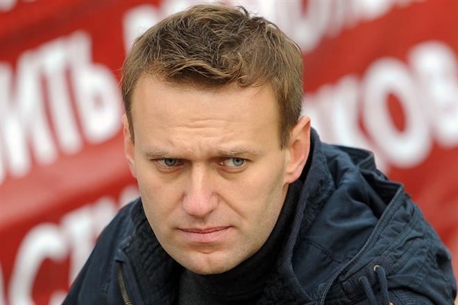 Навальный решил не идти на "Русский марш" - хочет соблюсти "политический баланс"