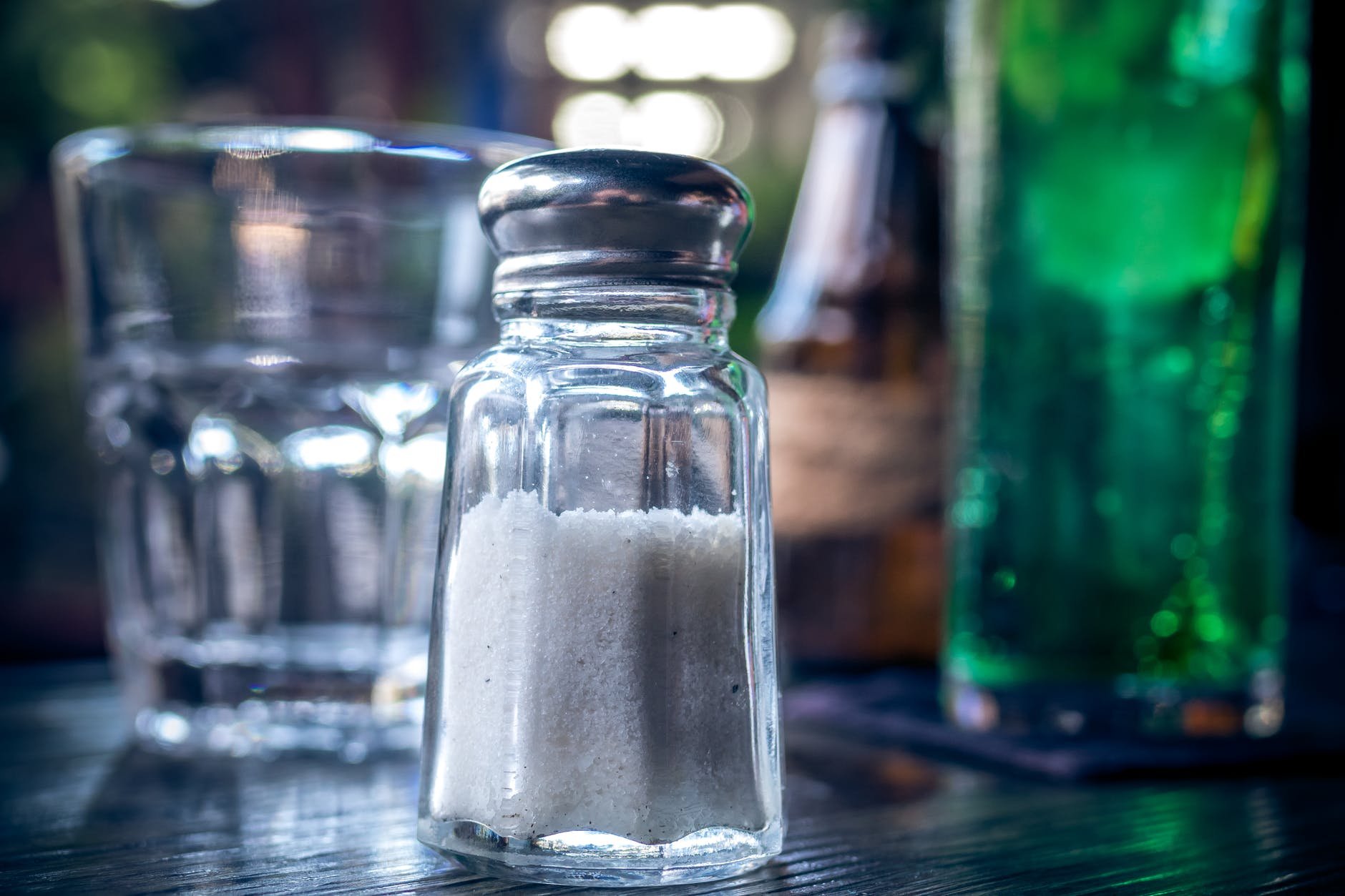 Нужно ли отказываться от соли при похудении?