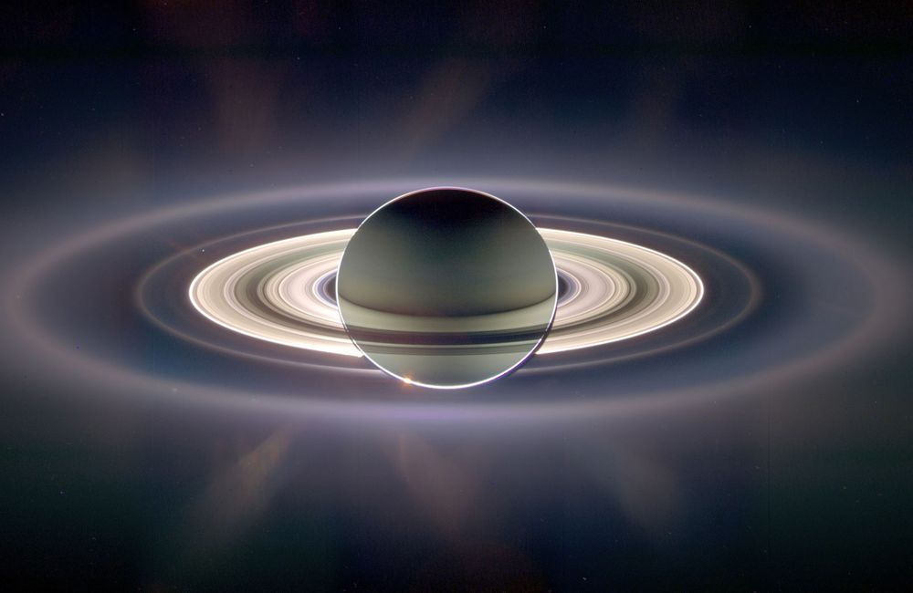 Эпические кадры Сатурна