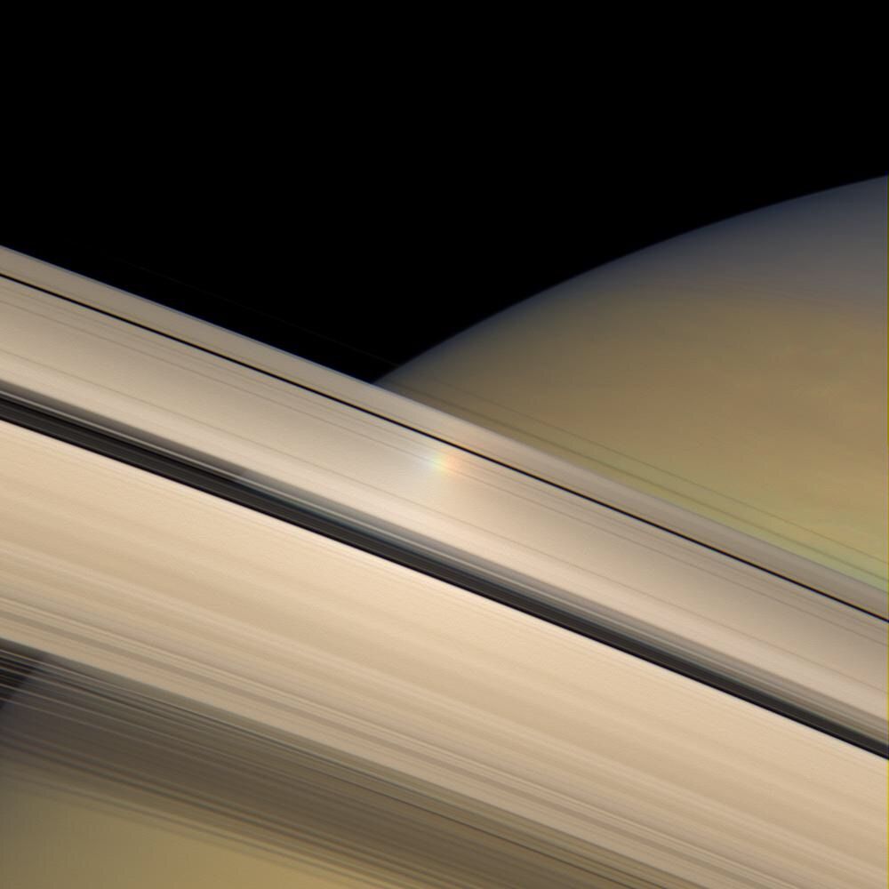 Эпические кадры Сатурна