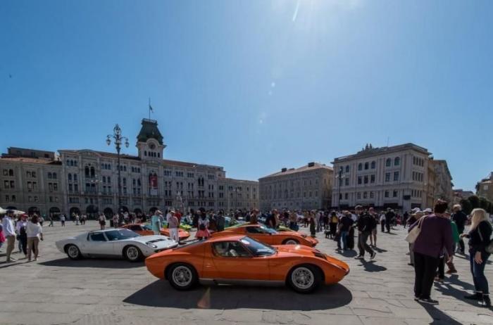 Компания Lamborghini провела собственный конкурс элегантности