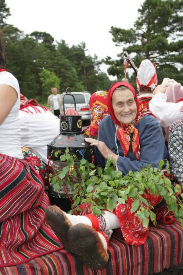 На этом эстонском острове живут только женщины. Фото