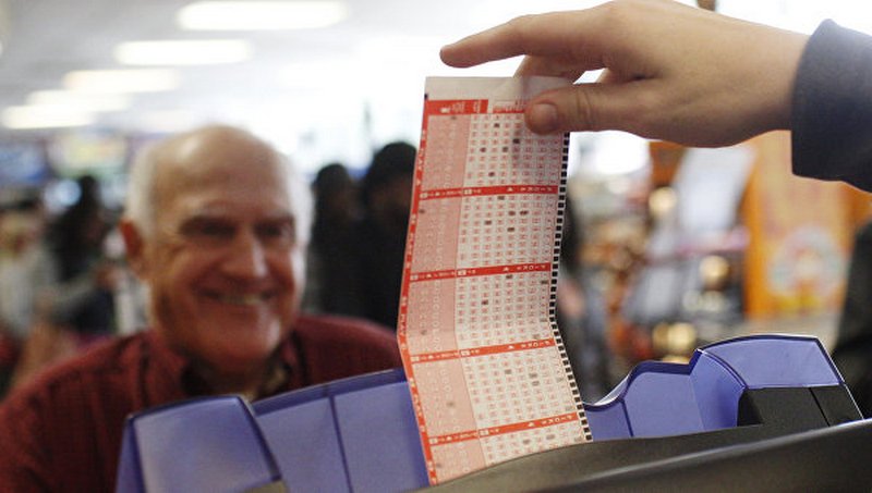 Австралиец дважды выиграл джекпот в лотерее из-за «ошибки» при заполнении билета