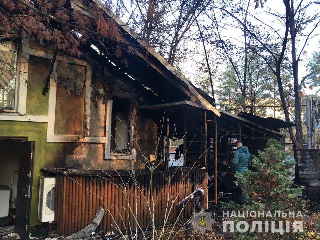 В Ровно мощный пожар уничтожил ресторан. ВИДЕО