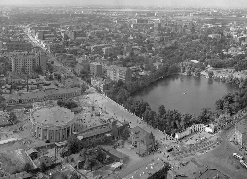 Советские времена на атмосферных архивных снимках