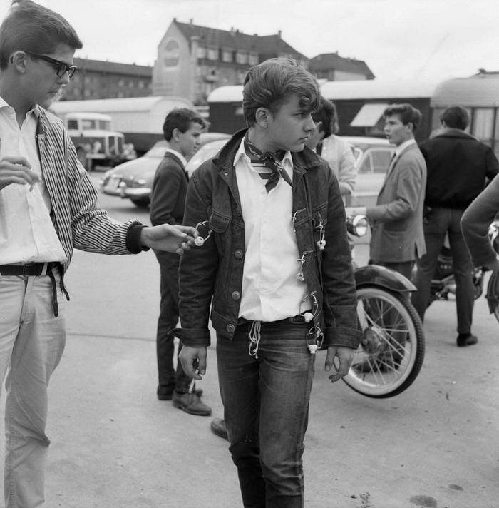 Бунтующая молодежь 50-х в редких снимках. Фото