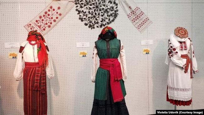 В Токио проходит выставка украинской традиционной одежды. ФОТО