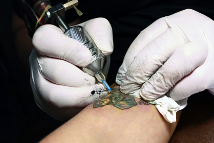 За помощь в расследовании ограбления предложили бесплатные татуировки