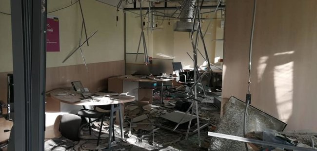 Подрыв банкомата Ощадбанка в Киеве: украли 250 тыс. грн, разрушения в отделении оцениваются в миллионы 03