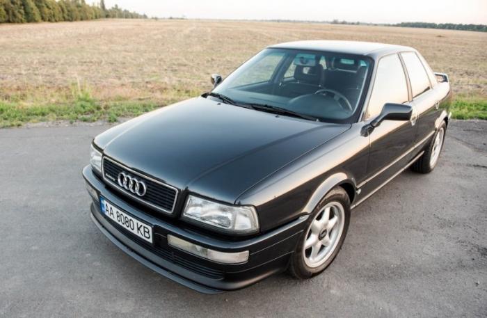 Редкая Audi 80 Quattro Competition с небольшим пробегом