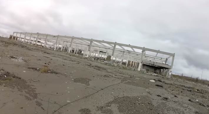 В Донецке показали разрушенный гипермаркет «Метро» вблизи аэропорта. ФОТО