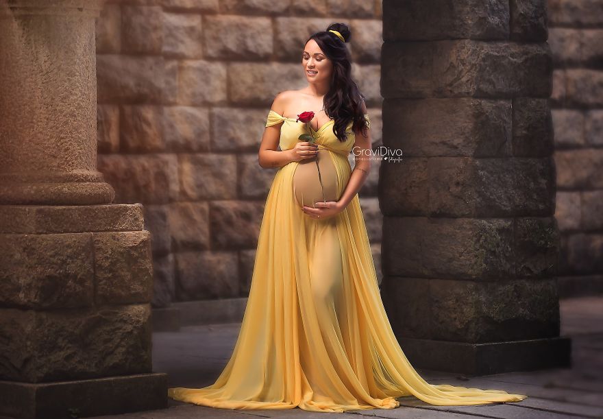 Фотограф превращает будущим мам в принцесс Диснея. ФОТО