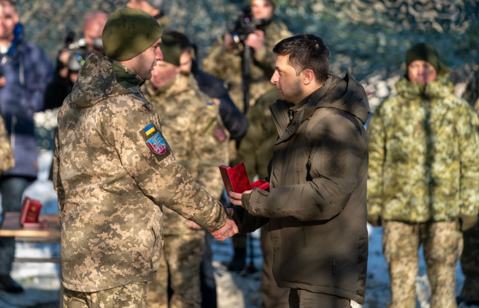 Зеленский поздравил военных в зоне ООС. ФОТО